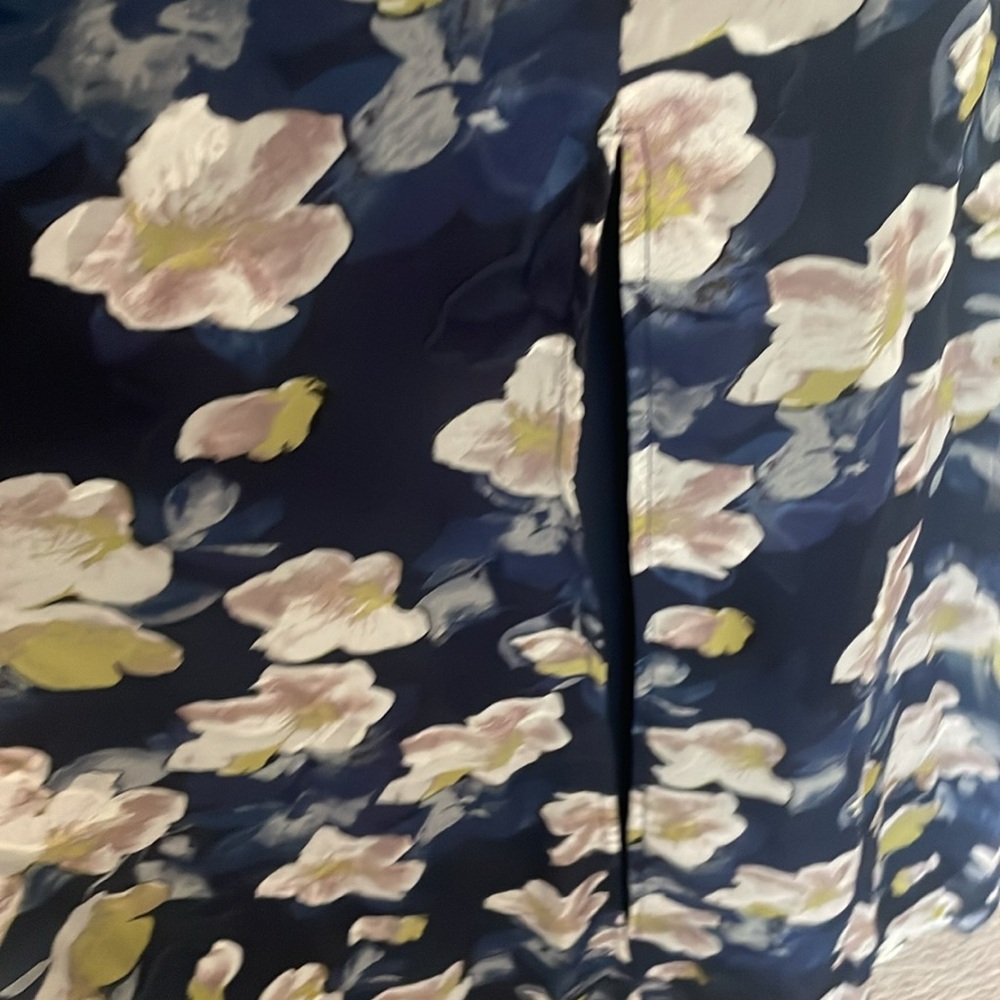 Lulus Floral Maxi Dress in Blue - Picture 5 of 6